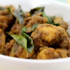 Dry Pepper Chicken Fry / Kozhi Milagu Varuval